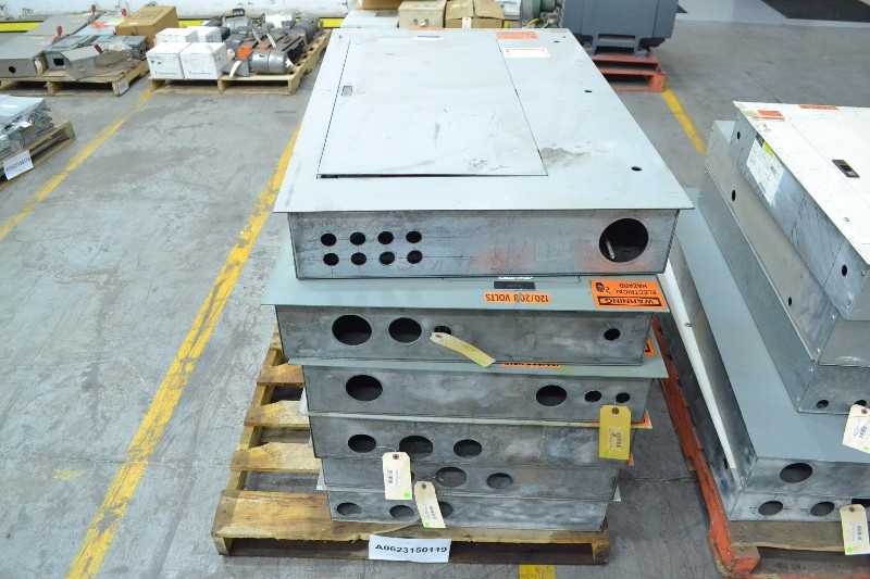 2 PALLETS OF ASSORTED DISTRIBUTION PANELS, SQUARE D, CUTLER HAMMER, WESTINGHOUSE (OHIO) - MISCELLANEOUS