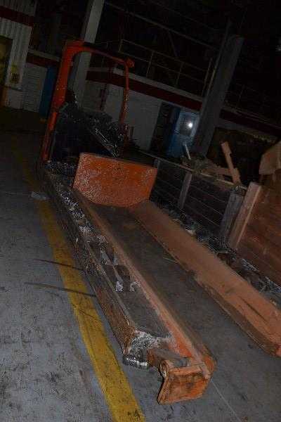 ROCLA BOOMERANG PAPER ROLL LIFT TRUCK - MISCELLANEOUS