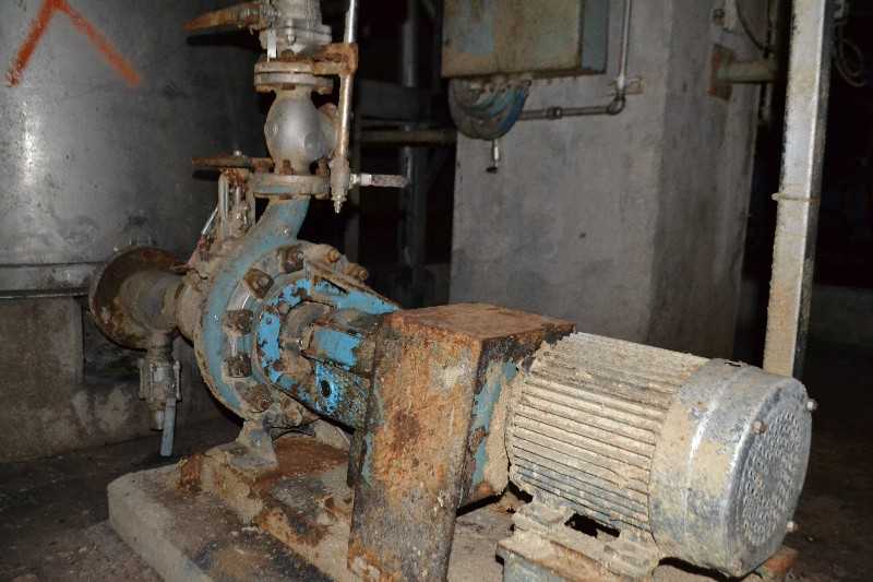 ALLIS CHALMERS F4B2 316 3X2 STAINLESS CENTRIFUGAL PUMP WITH LINCOLN 5HP MOTOR - MISCELLANEOUS
