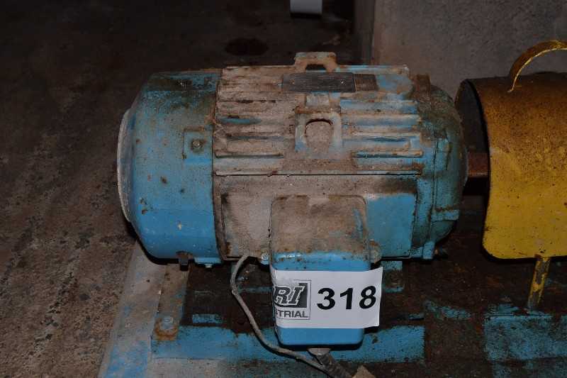 GE 5KS254XAB104A AC MOTOR 15HP 254T 575V 3550RPM - MISCELLANEOUS
