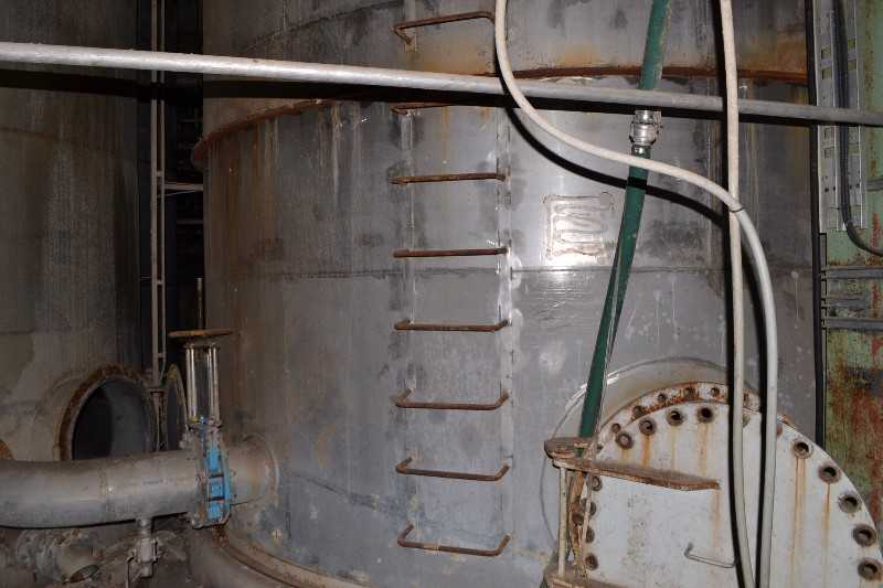 HIGH YIELD BLENDING SILO STAINLESS 2,4000,000L TANK WITH KNIFE GATE VALVES - MISCELLANEOUS