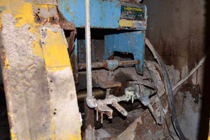 LIGHTNIN 2-VS-50 AGITATOR 347RPM WITH GE 50HP AC MOTOR - MISCELLANEOUS