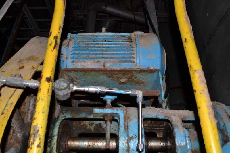 LIGHTNIN 2-VS-25 AGITATOR 347RPM WITH GE 25HP AC MOTOR - MISCELLANEOUS