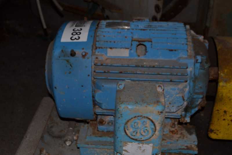 GE 5KS326SS383D8 AC MOTOR 30HP 326T 1175RPM 575V - MISCELLANEOUS