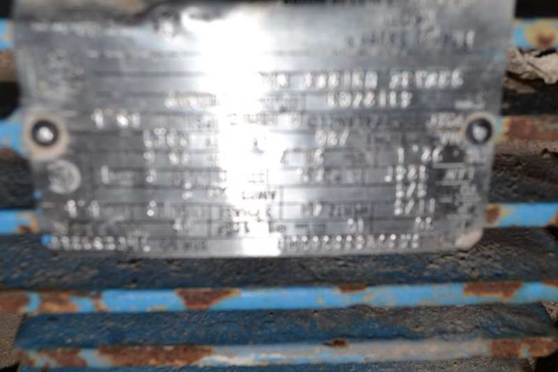 GE 5KS326SS383D8 AC MOTOR 30HP 326T 1175RPM 575V - MISCELLANEOUS