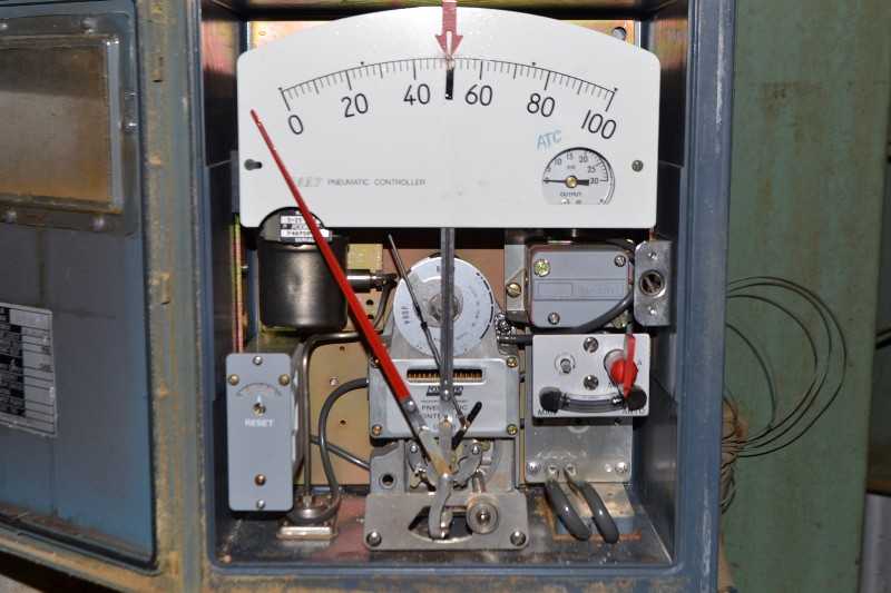 FOXBORO 43AP-FA42C PNEUMATIC CONTROLLER - MISCELLANEOUS