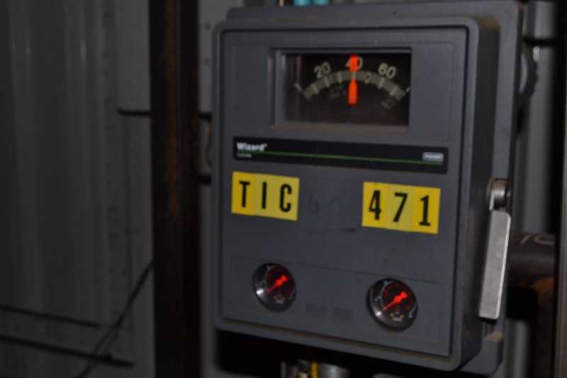 2x FISHER 5190 WIZARD CONTROLLERS - MISCELLANEOUS