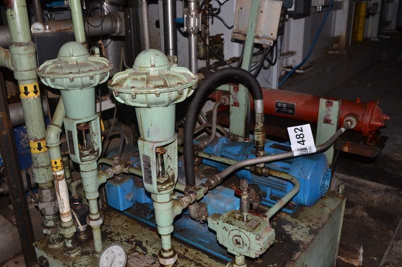 HYDRAULIC POWER UNIT WITH VICKERS 35V30A PUMPS, VICKERS VALVES, GE 5HP MOTORS, HEAT EXCHANGER, FOXBORO CONTROL VALVES - MISCELLANEOUS