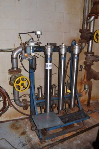 ALBANY ENGINEERED SYSTEMS STAINLESS WATER FILTRATION ASSEMBLY - MISCELLANEOUS