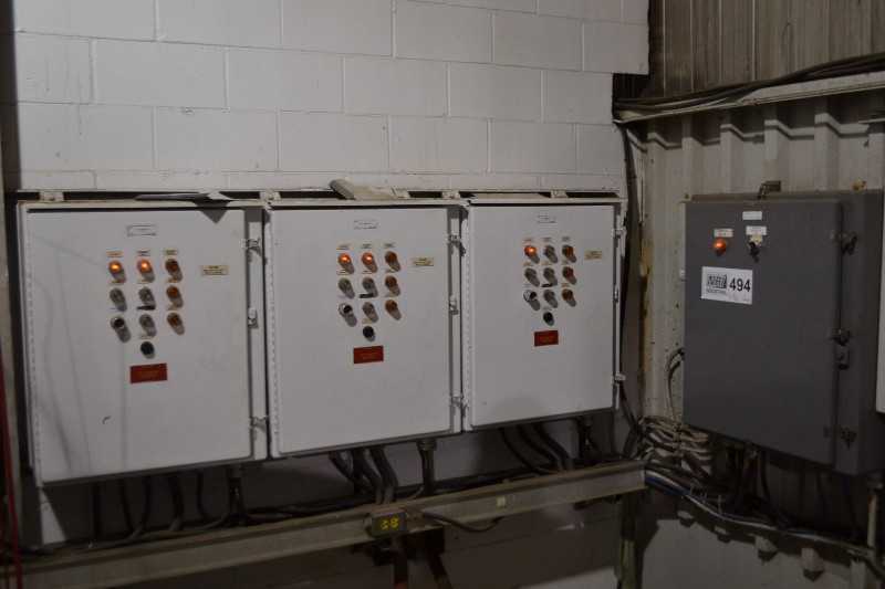 4x ELECTRICAL ENCLOSURES WITH 6x ALLEN BRADLEY SLC100 CONTROLLERS, 1791-8AC AND 1791-32AO I/O MODULES - MISCELLANEOUS