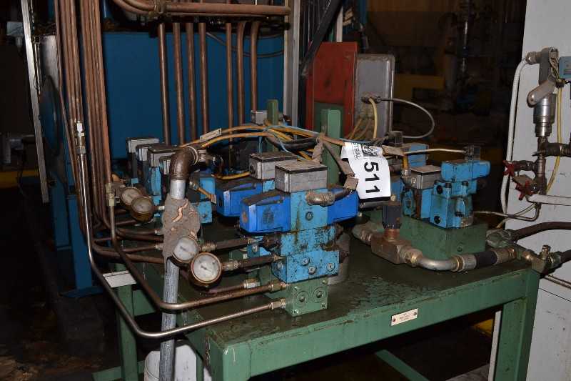 10x VICKERS HYDRAULIC DIRECTIONAL CONTROL VALVES - MISCELLANEOUS