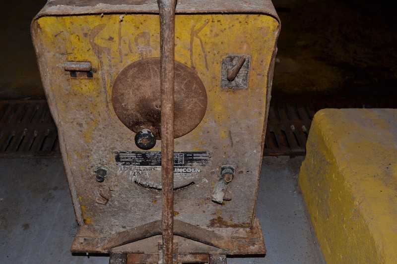 LINCOLN IDEALARC 250 WELDER 230/460/575V - MISCELLANEOUS