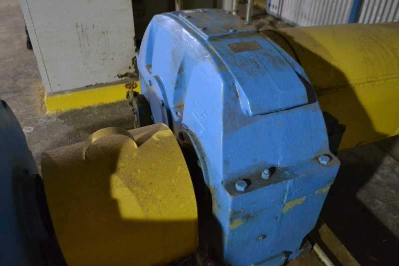 VALMET LA-400 GEAR REDUCER 127KW 7.105:1 - MISCELLANEOUS