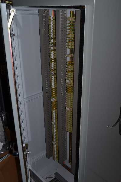 CONTENTS OF ROOM - SERVERS, FOXBORO CONTROLS, ELECTRICAL CABINETS, NETWORKING, PCS - MISCELLANEOUS