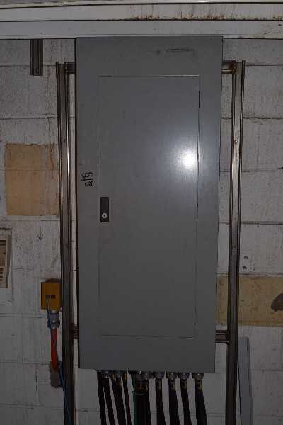 CUTLER HAMMER POW-R-LINE DISTRIBUTION PANEL 225A 3PH 120V/208Y - MISCELLANEOUS