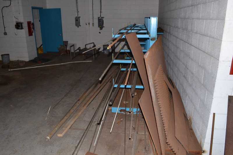 CANTILEVER RACKING WITH CONTENTS - MISCELLANEOUS
