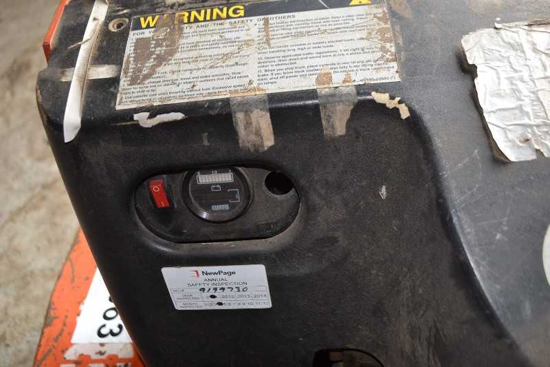 TOYOTA ELECTRIC PALLET TRUCK - MISCELLANEOUS