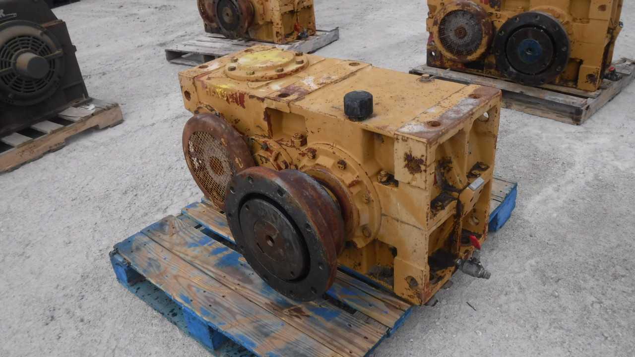 855 HP Hansen Gear Reducer Model RDE21S-FF-BN - GEAR REDUCERS