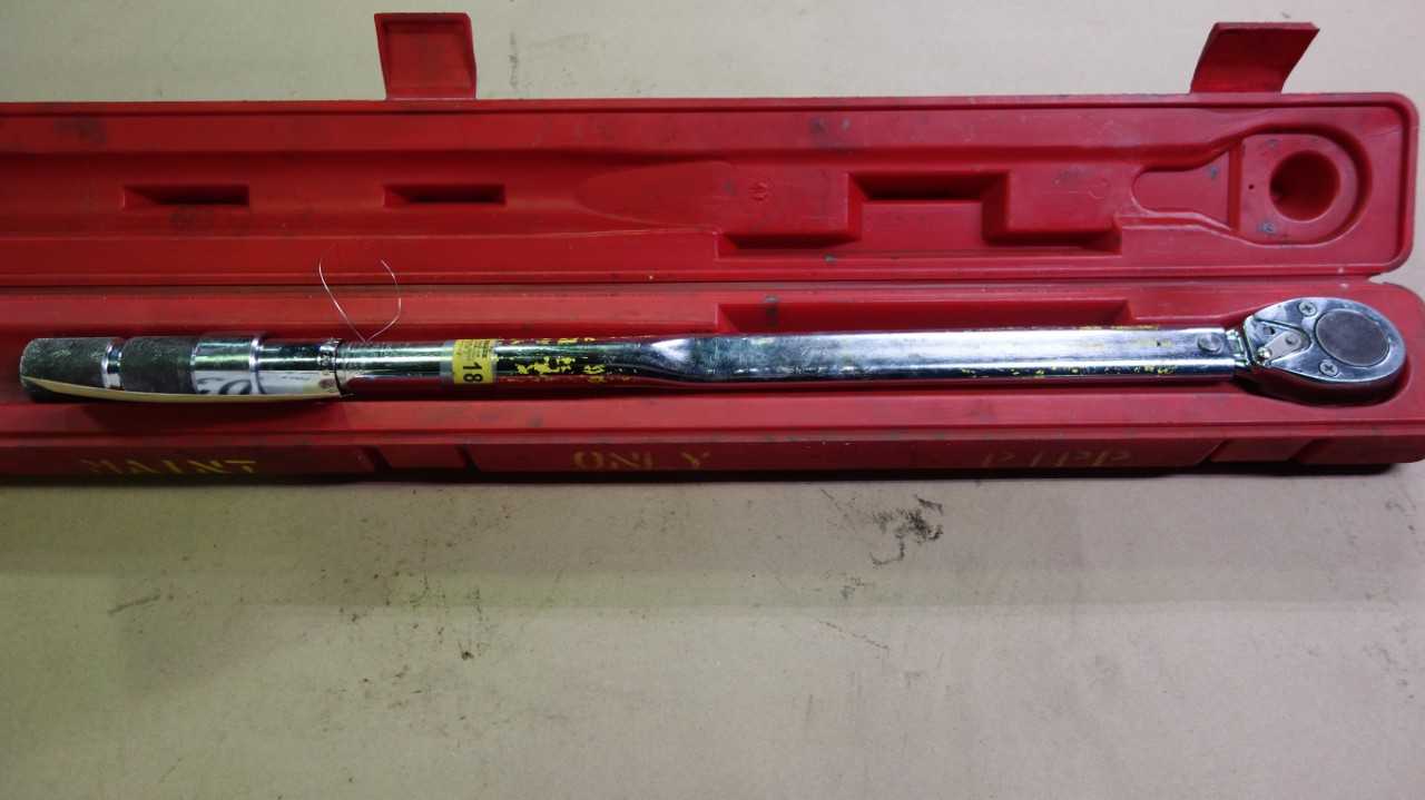 PROTO STANLEY J6018AB 3/4IN 300FT LBS TORQUE WRENCH - HAND TOOLS