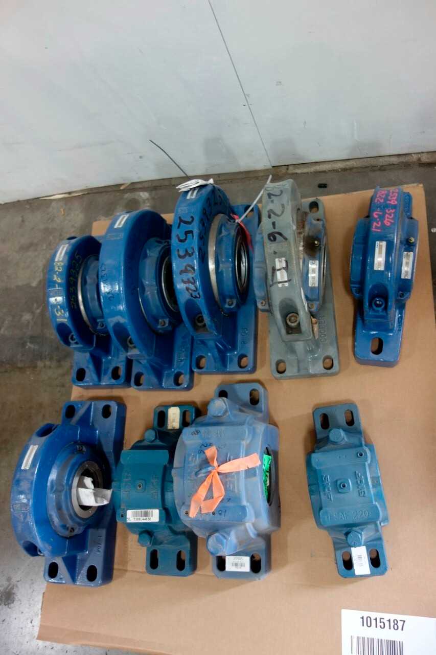 LOT OF ASSORTED SKF BEARINGS - BEARINGS