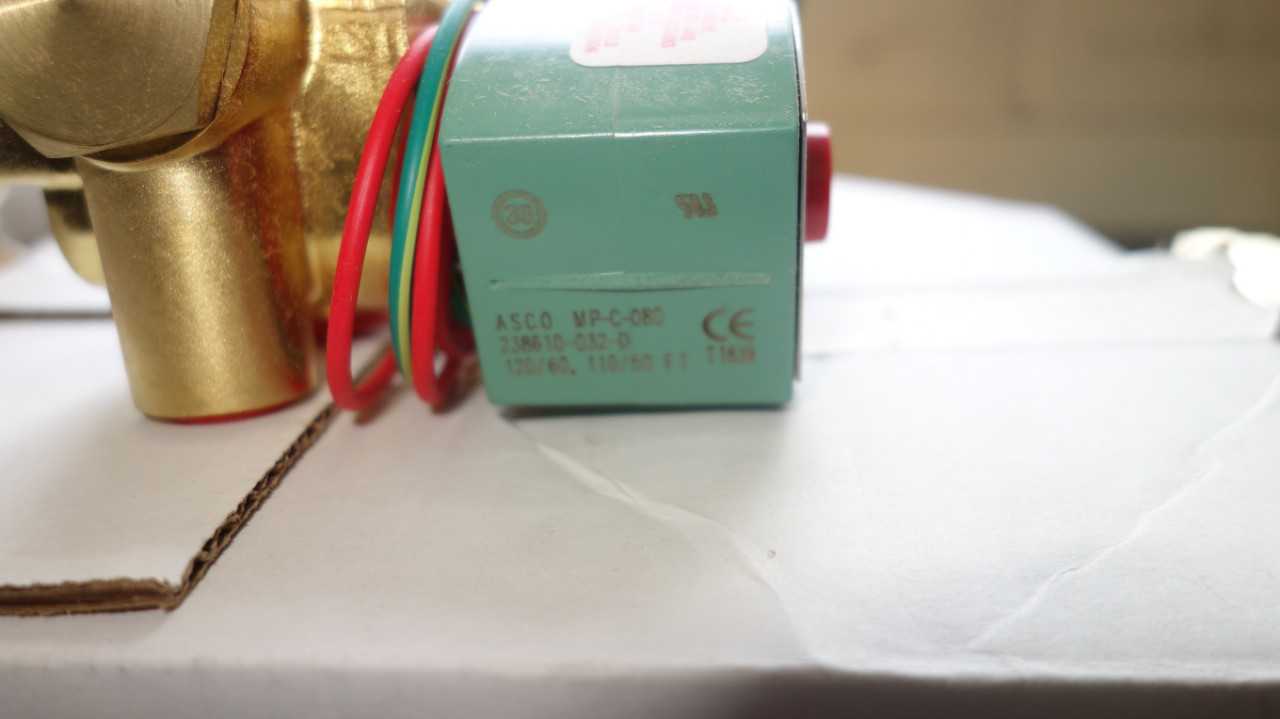 LOT OF 3 ASCO 8344G070 1/4IN 120V-AC SOLENOID VALVES - SOLENOID VALVE