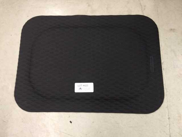 (5) 32" x 23" Hog Heaven Anti-Fatigue Floor Mats - MISCELLANEOUS (5) 32" x 23" Hog Heaven Anti-Fatigue Floor Mats - MISCELLANEOUS