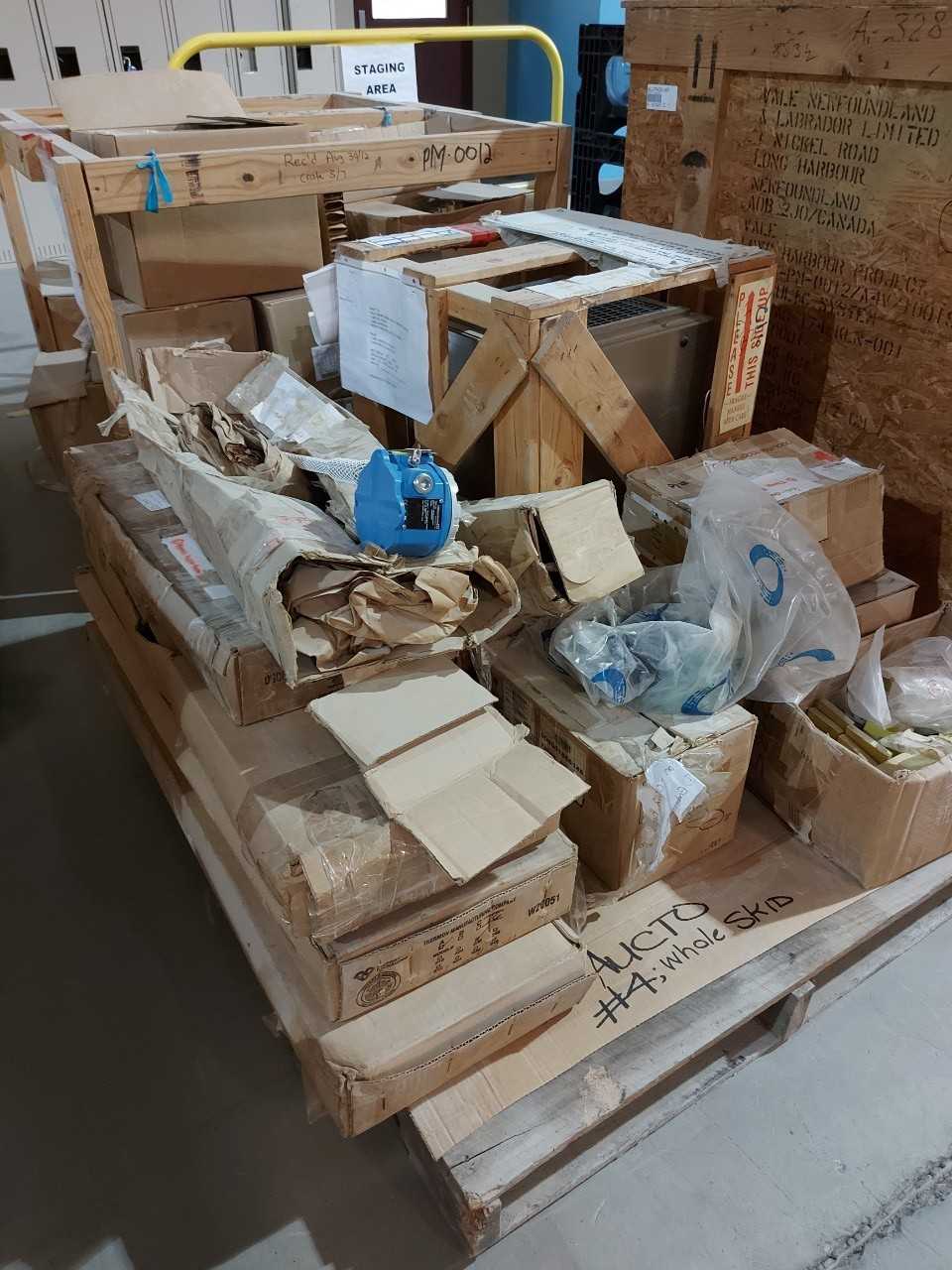 LOT OF ASSORTED SPARE PARTS - INDUSTRIAL PARTS