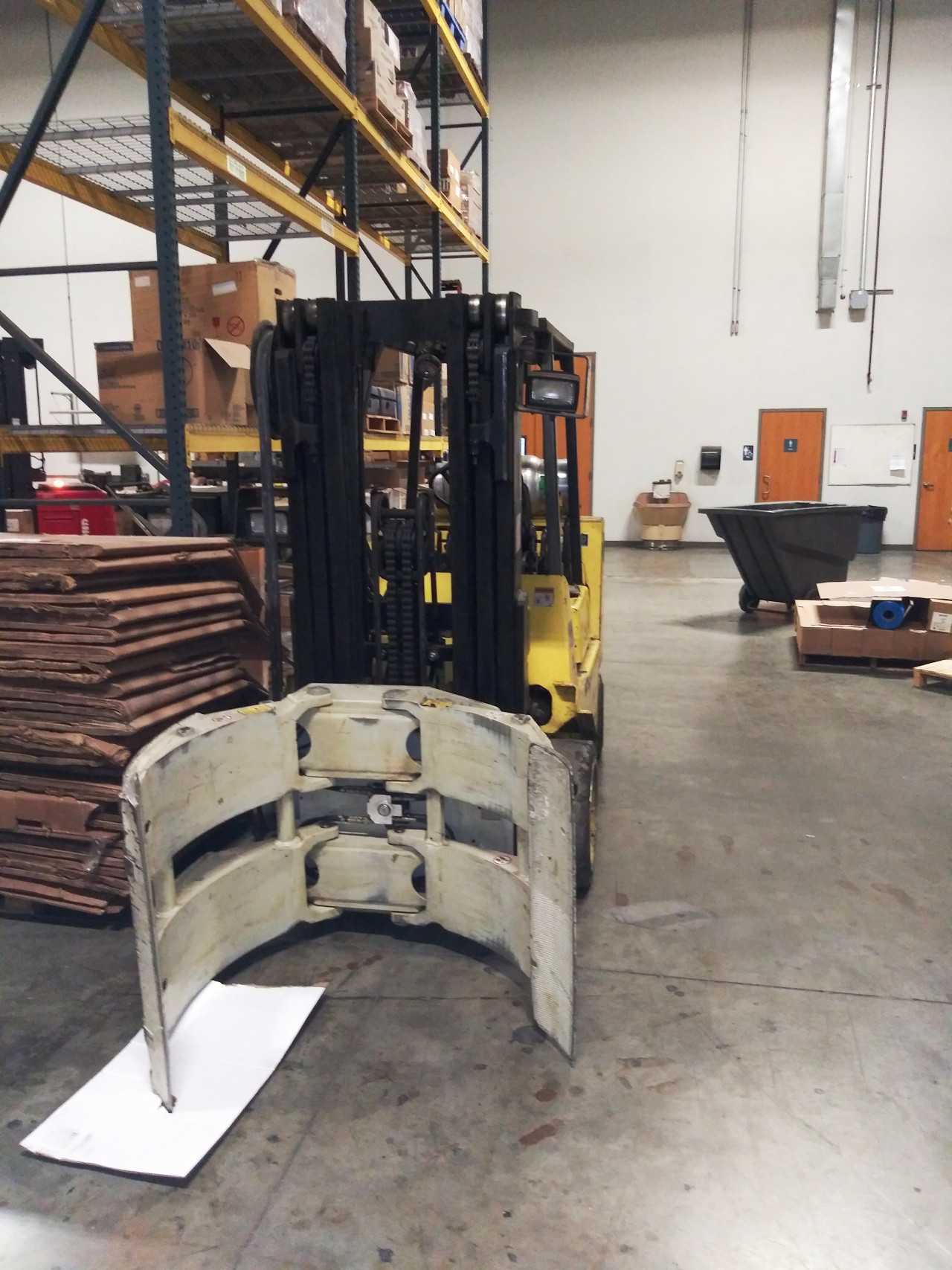 1996 HYSTER 580XLMCS PROPANE COUNTERBALANCE, FENTON, MO - FORKLIFTS