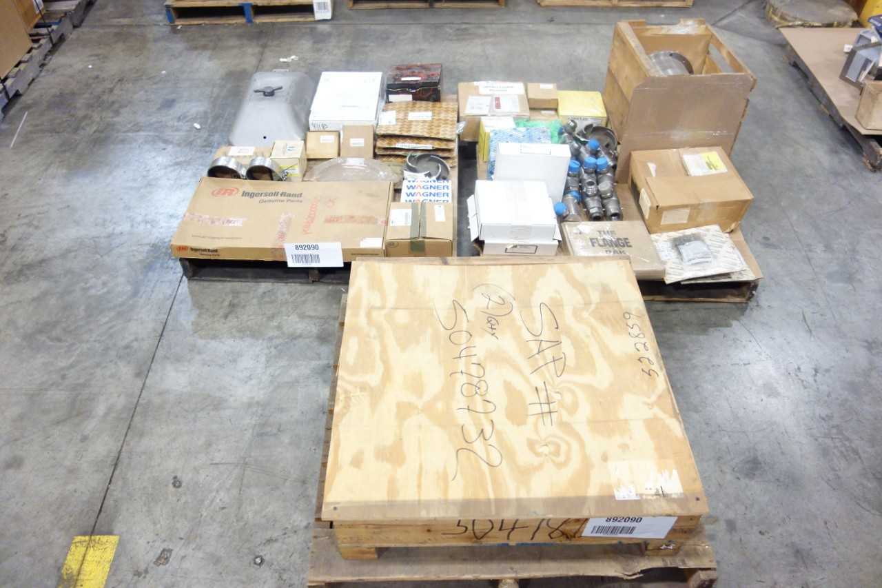 3 PALLETS OF PUMP PARTS AND ACCESSORIES - PUMPS