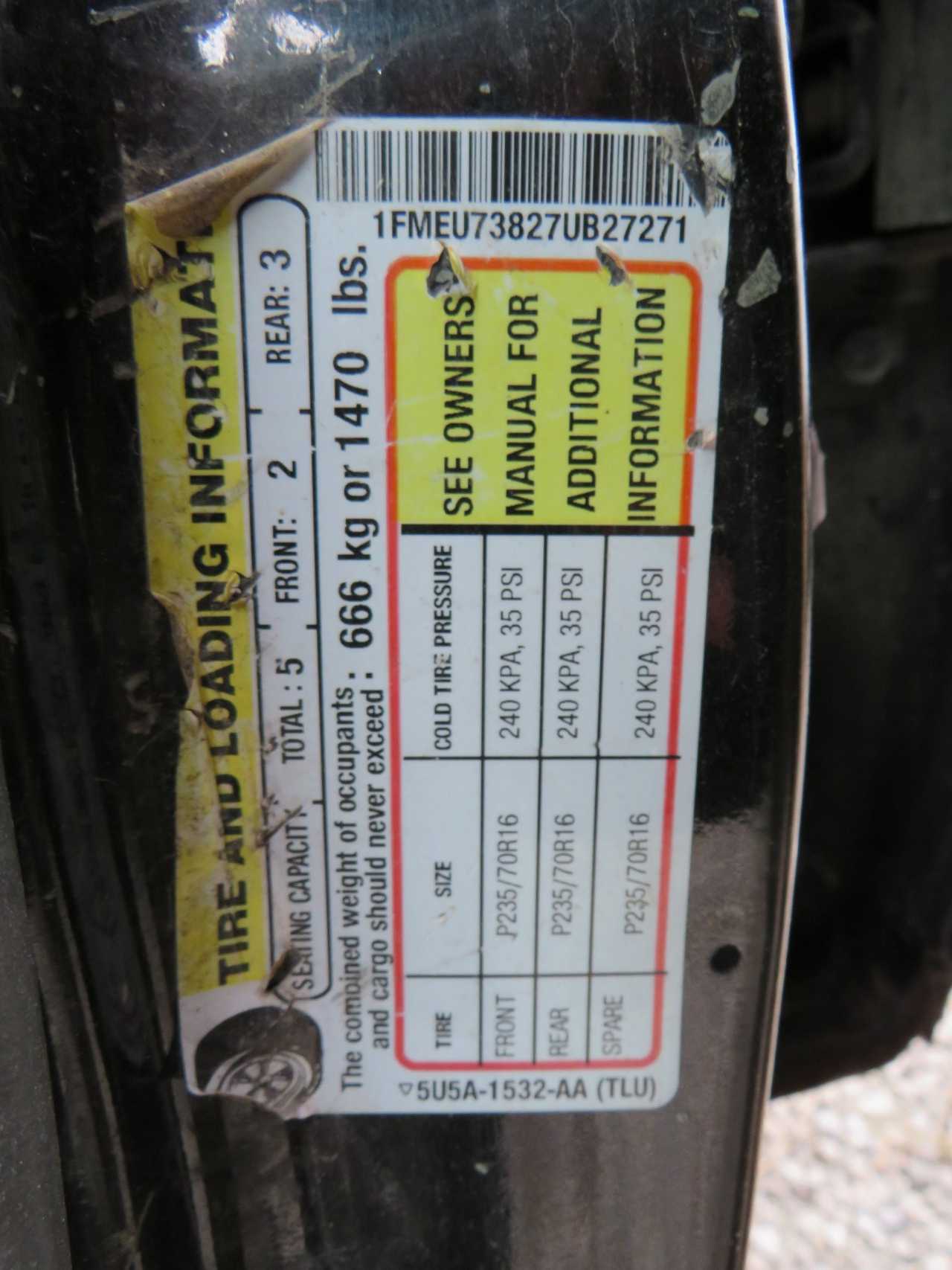 2007 FORD EXPLORER XLT ADVANCETRAC RSC 4WD 4 DOOR 8 CYL GAS SUV   VIN:  1FMEU73827UB27271 - BUSES