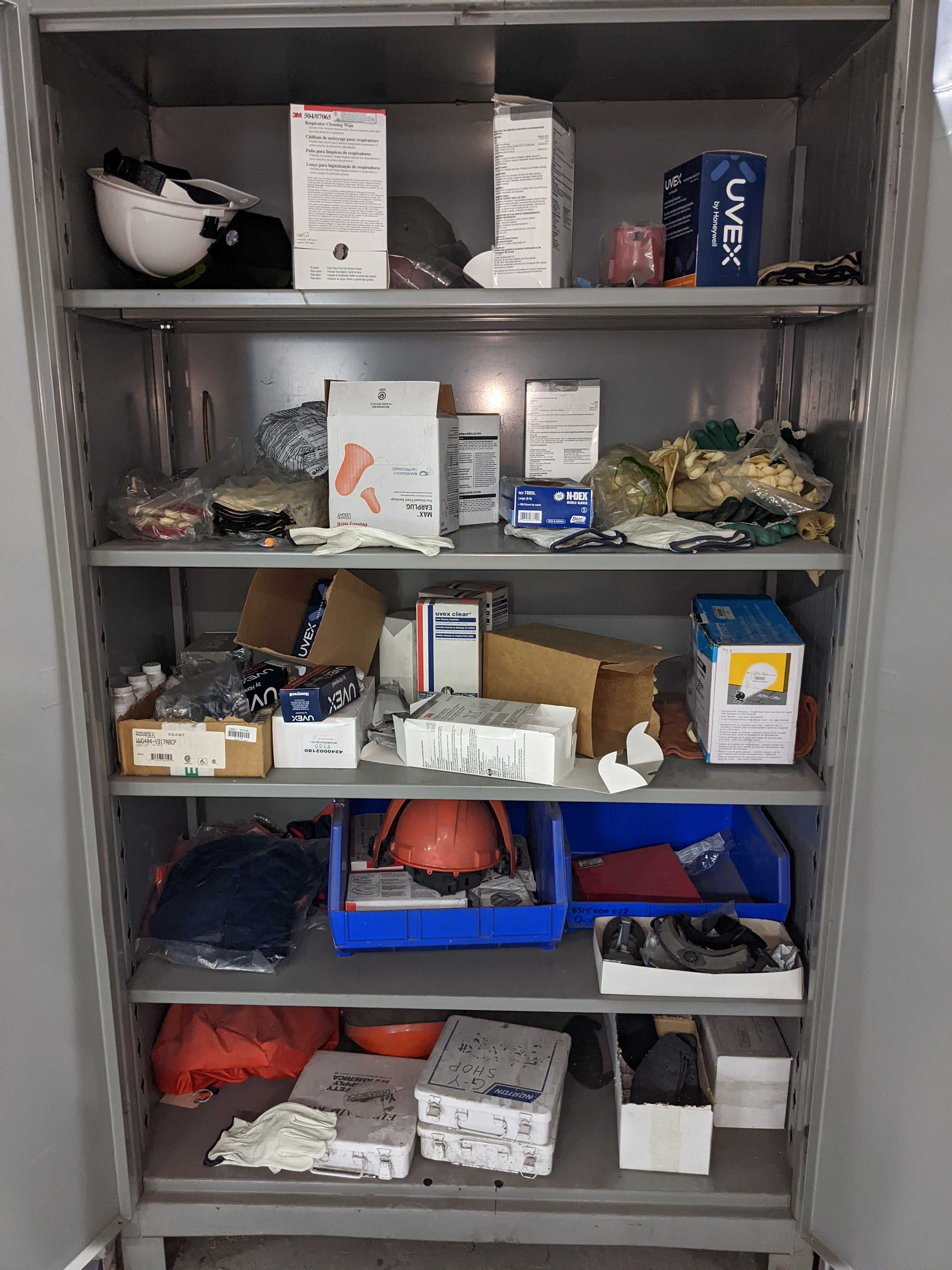 CABINET WITH CONTENTS - SAFETY EQUIPMENT