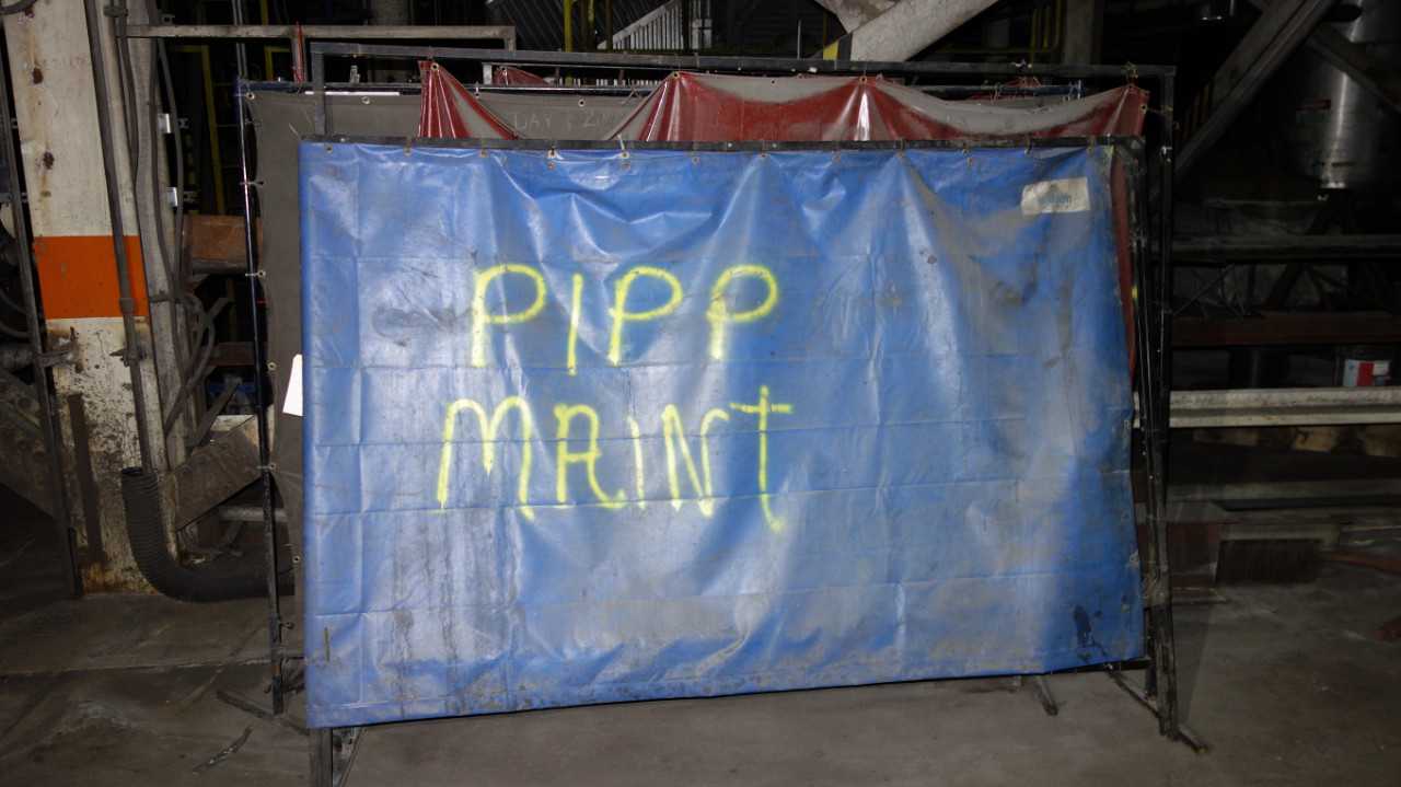ASSORTED WELDING SCREENS - MISCELLANEOUS