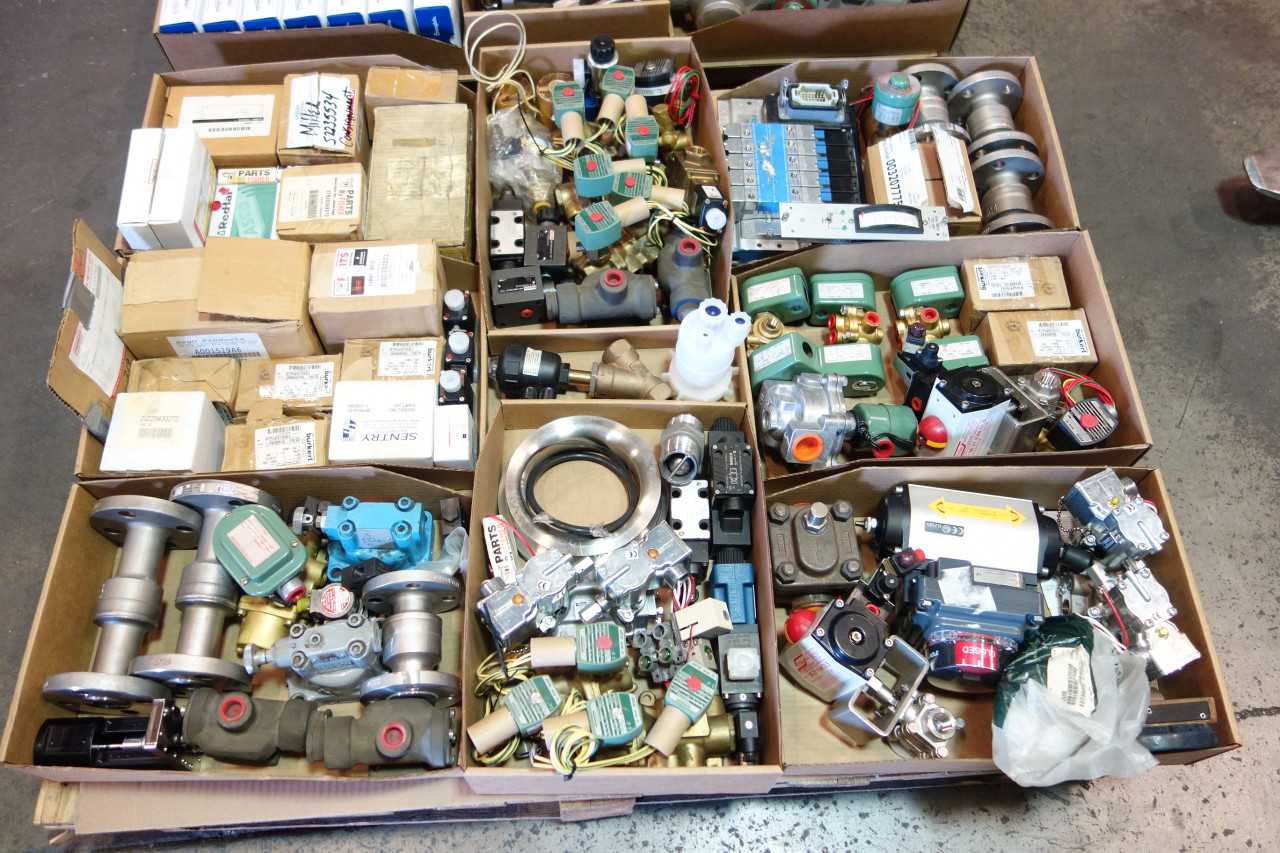 2 PALLETS OF ASSORTED VALVES AND VALVE ACCESSORIES - VALVES
