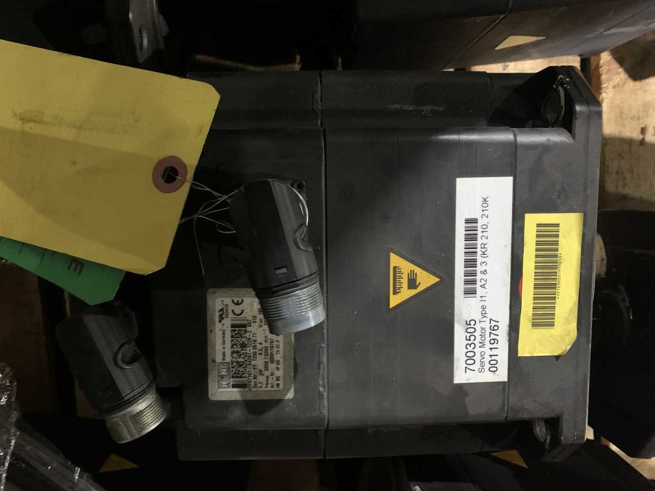 Lot of 1 KUKA 7003505 Servo motor - SERVO