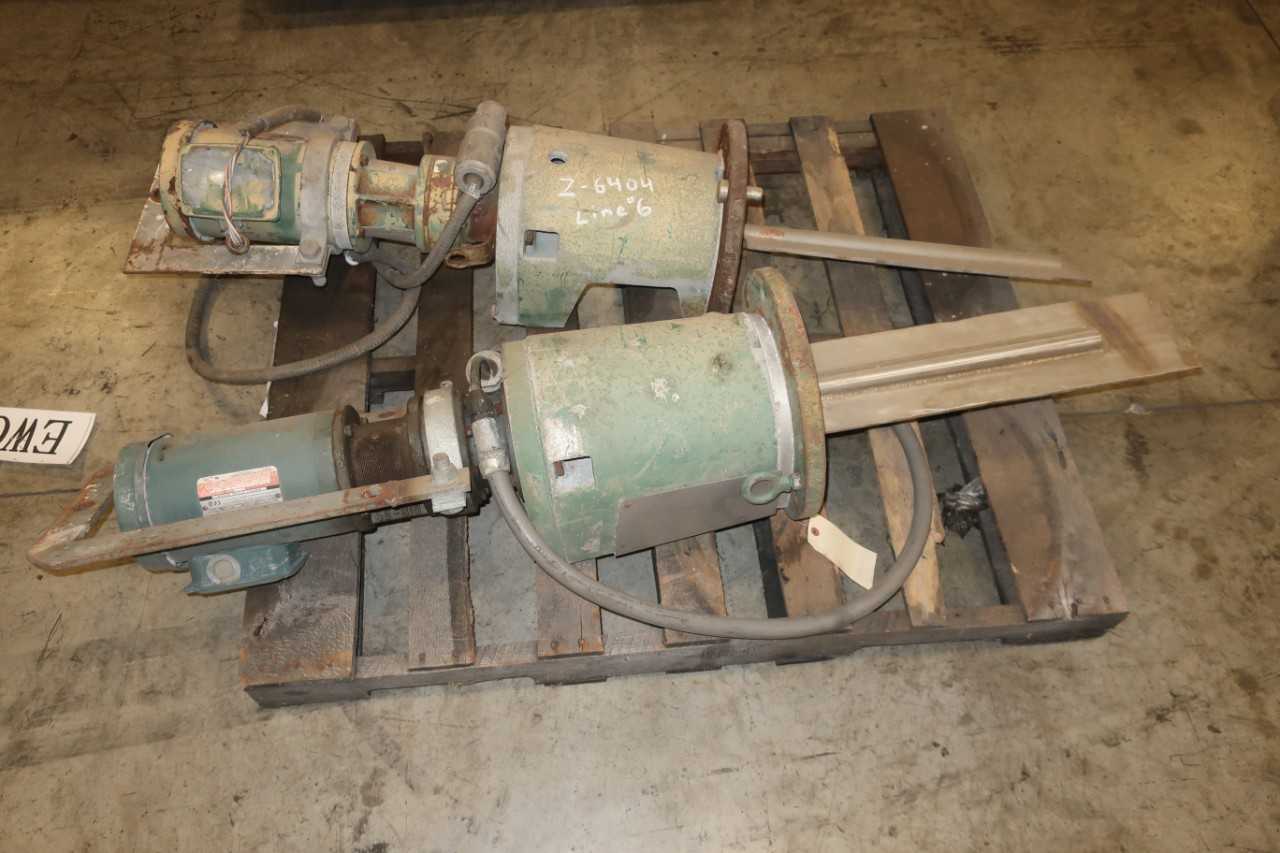 LOT OF 2 RELIANCE DUTY MASTER DC MOTORS W/ MIXERS - ELECTRIC MOTORS