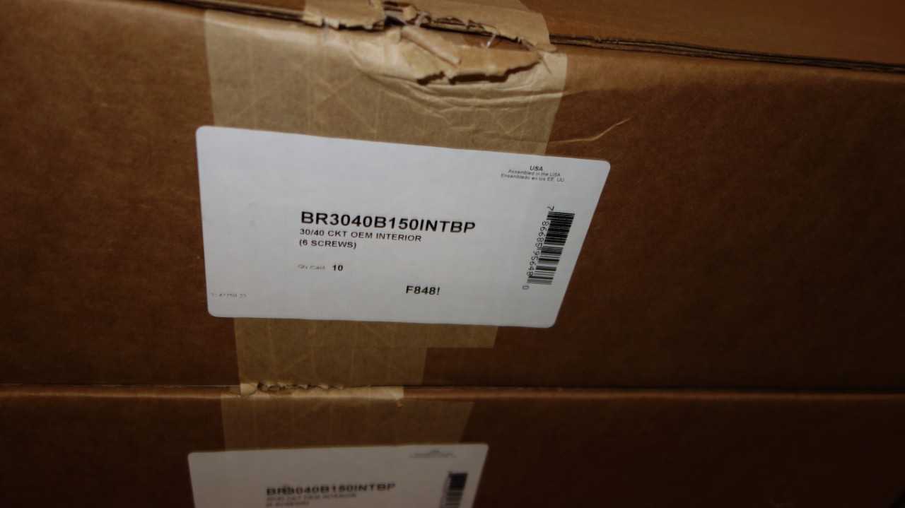 1 PALLET OF ASSORTED BR INTERIOR MAIN BREAKER PANELS - CIRCUIT BREAKERS