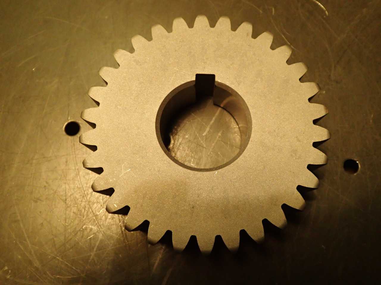 30T Spur Gear 1-5/8" Keyed Bore 4-5/8" OD 7DP 14.5 deg PA 1-1/8" Thick - GEAR PUMP