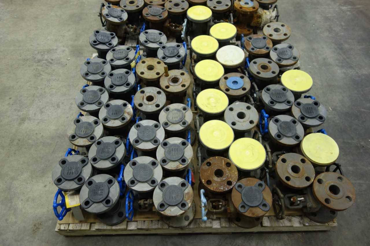2 PALLETS OF CHAODA CL300 1-1/2 IN GATE VALVES - VALVES