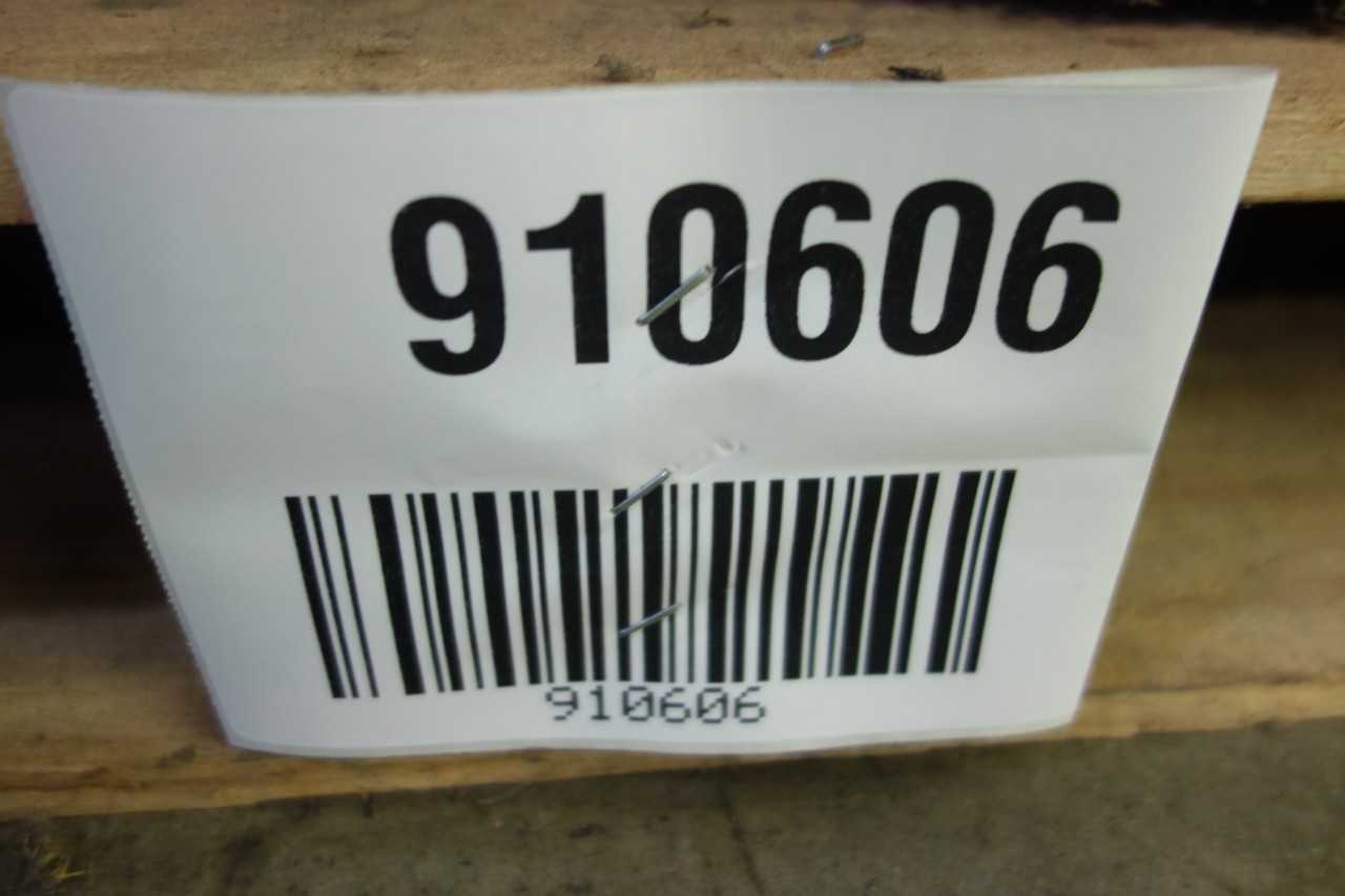 PALLET OF ASSORTED TENNANT FLOOR SCRUBBER MACHINE PARTS AND ACCESSORIES - PLANT & FACILITY