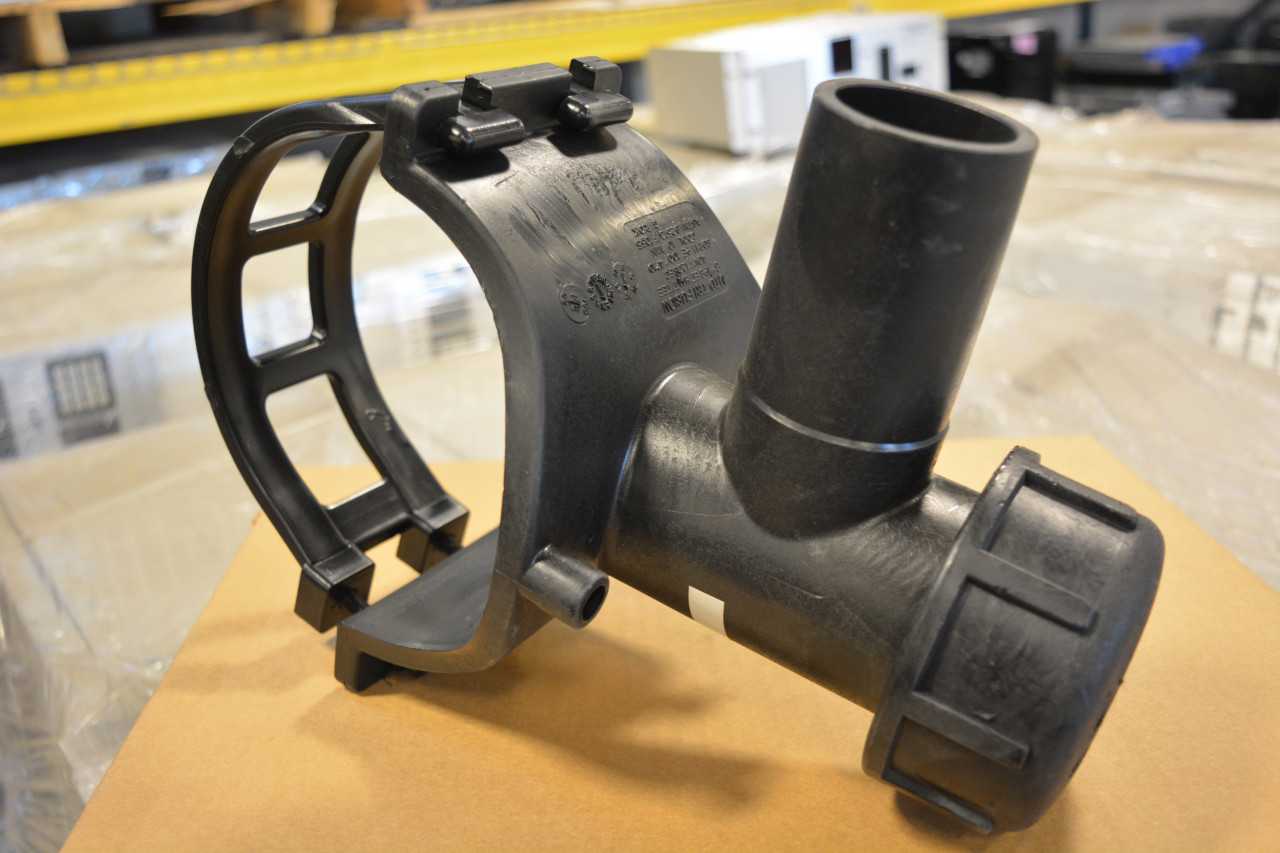 Lot of (8) MTD Tri 0985 Fusion Gas Tapping Tees - MISCELLANEOUS