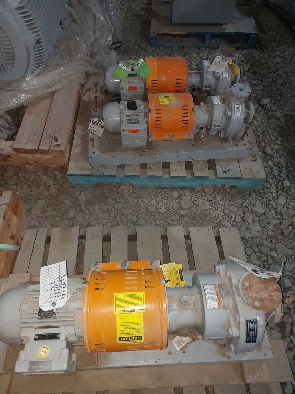 LOT OF 3 GOULDS 1X1.50-8 CENTIFUGAL PUMP W/ MOTOR PACKAGE - PUMPS