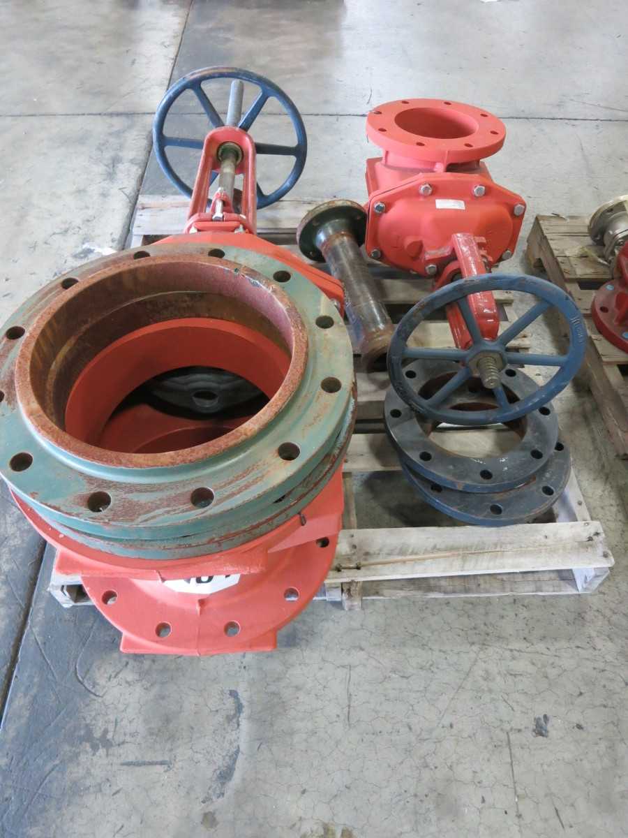 LOT OF 8 ASSORTED VALVES - VALVES