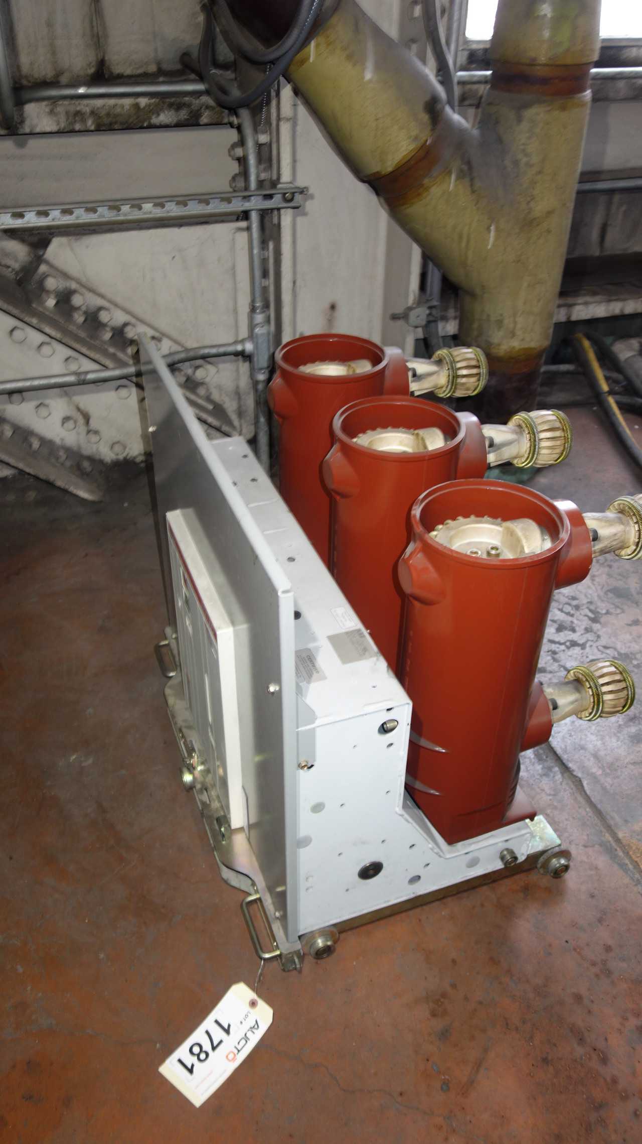 ABB ADVAC 1200A 4.76KV-AC SWITCHGEAR BREAKER - CIRCUIT BREAKERS