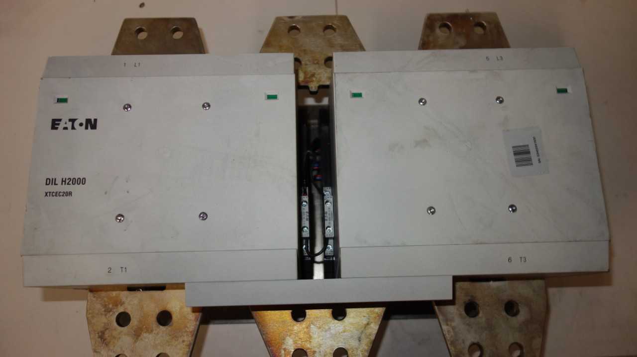 EATON DIL H2000 REVERSING CONTACTOR - CONTACTORS