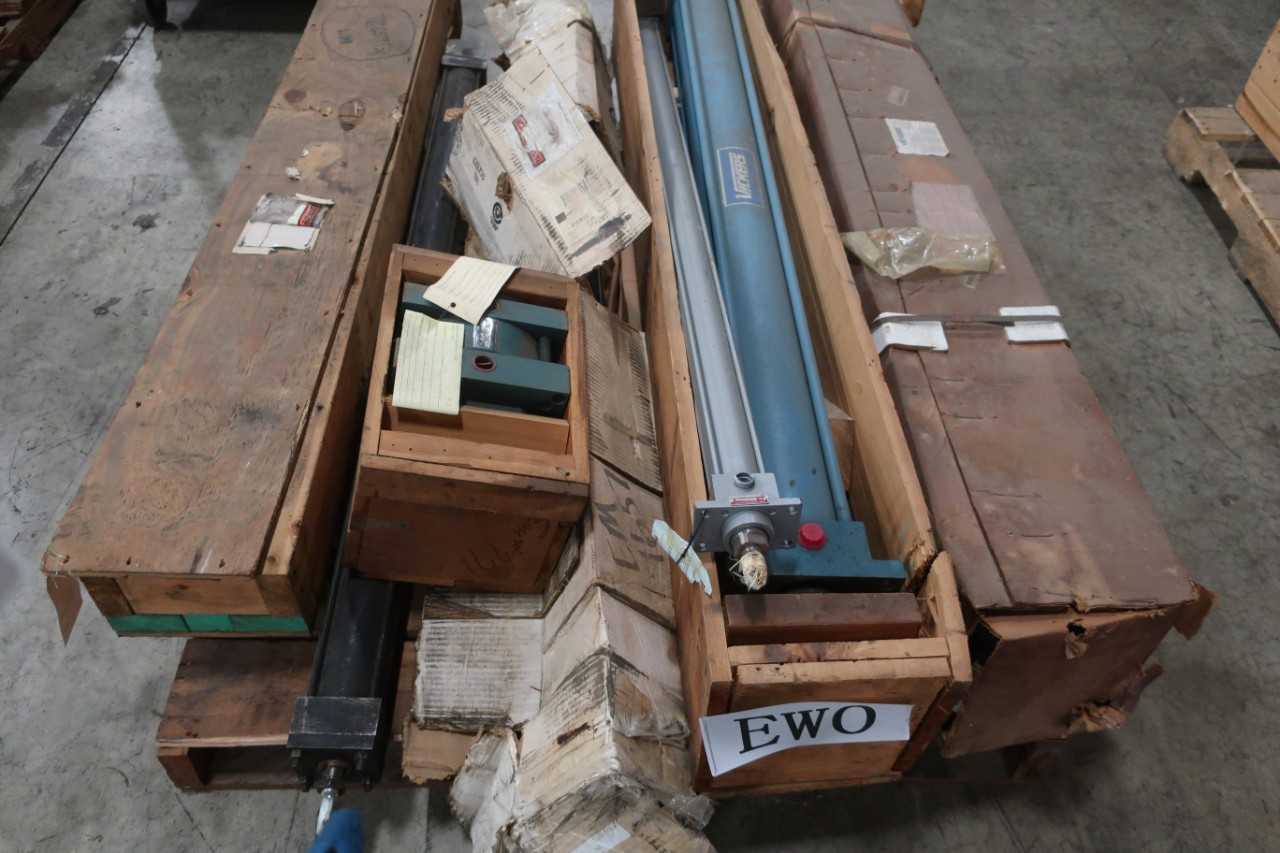 1 PALLET OF ASSORTED PNEUMATIC CYLINDERS - PNEUMATIC CYLINDERS & ACTUATORS