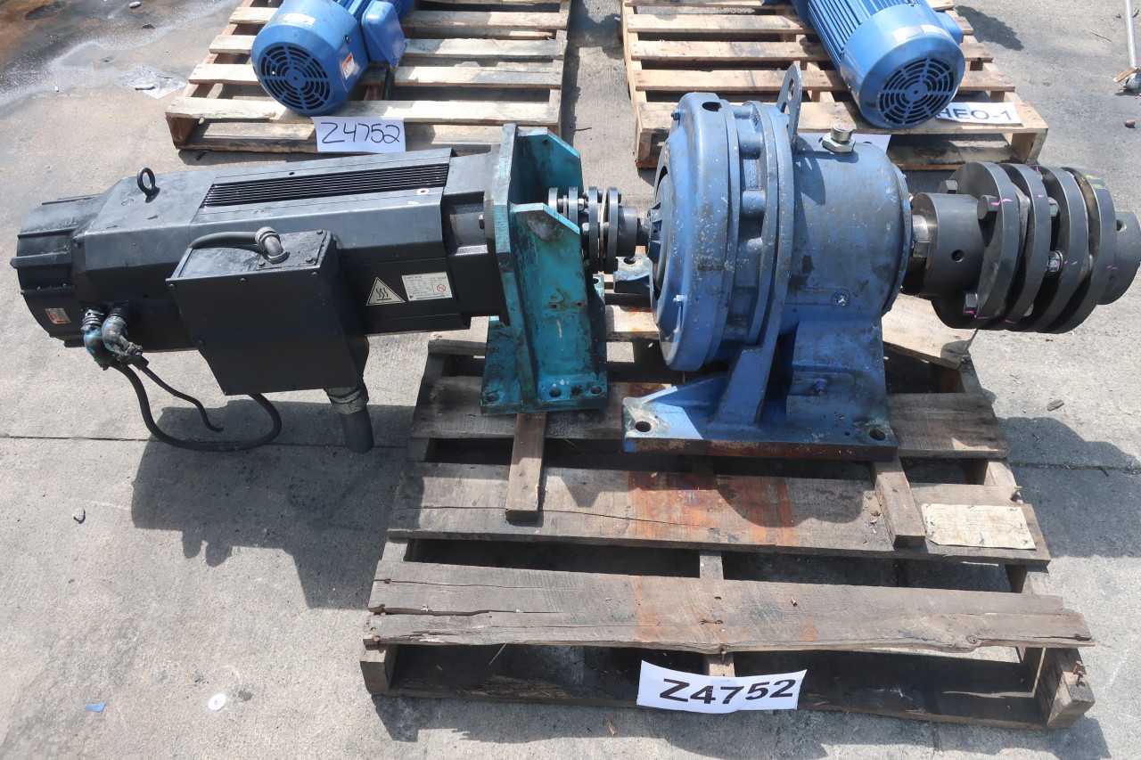 3 PALLETS OF ASSORTED GEAR REDUCERS - GEAR REDUCERS