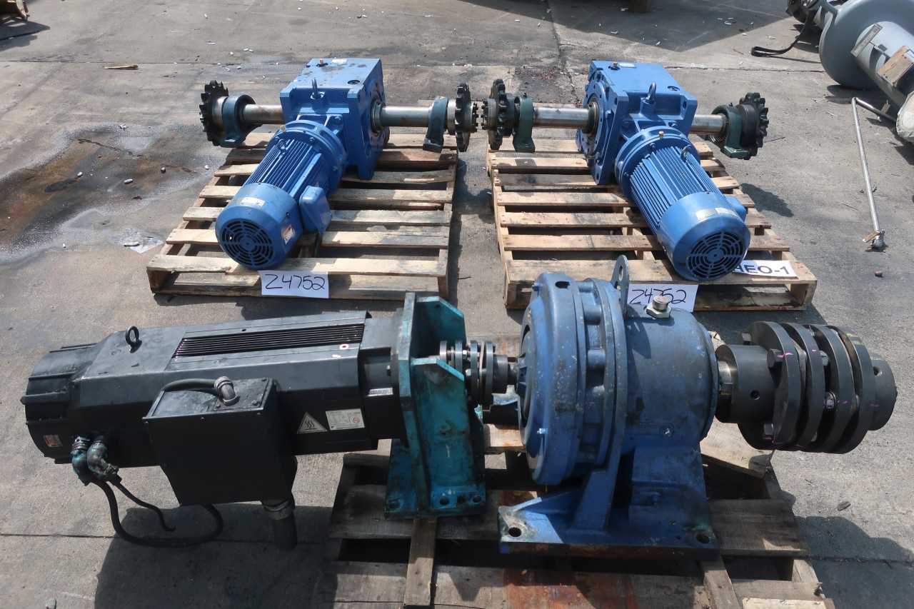 3 PALLETS OF ASSORTED GEAR REDUCERS - GEAR REDUCERS