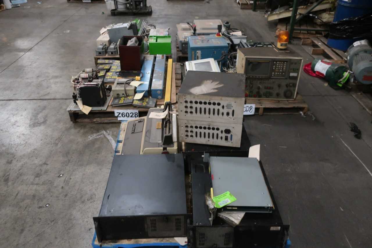 5 PALLETS OF ASSORTED ELECTRICAL EQUIPMENT - ELECTRICAL COMPONENTS