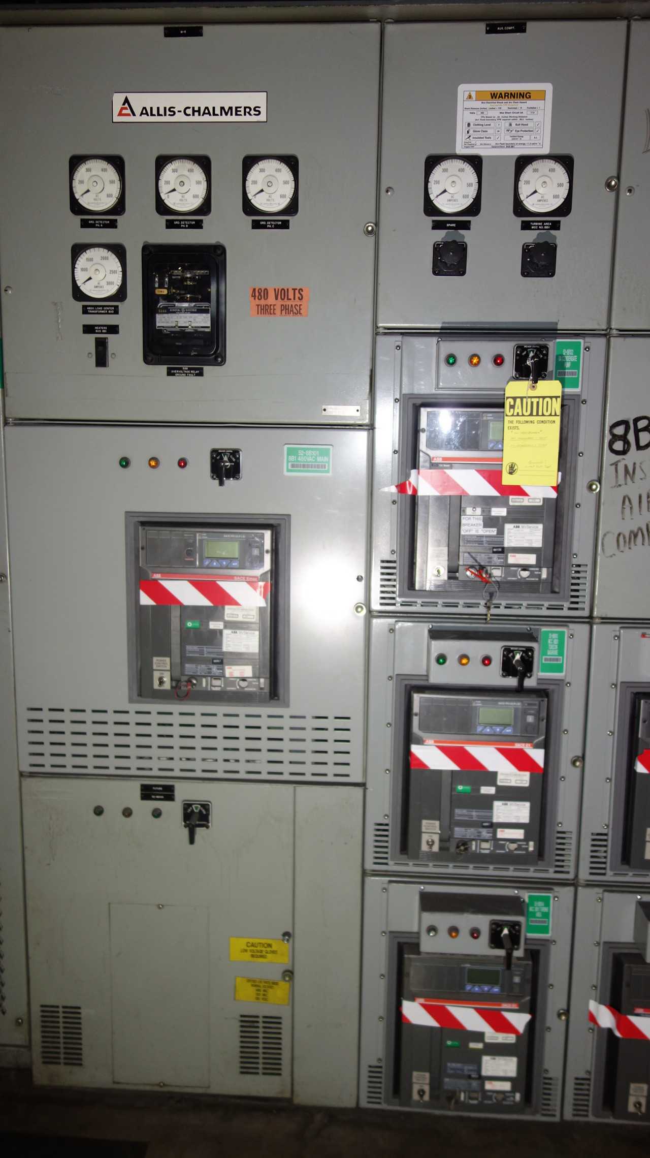 X10 SECTIONS OF ABB SACE EMAX SWITCHGEAR BREAKER PANELS - SWITCHGEAR
