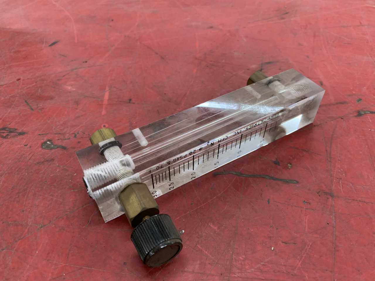 LOT OF NEW FLOWMETRICS GAUGES - INSTRUMENTATION